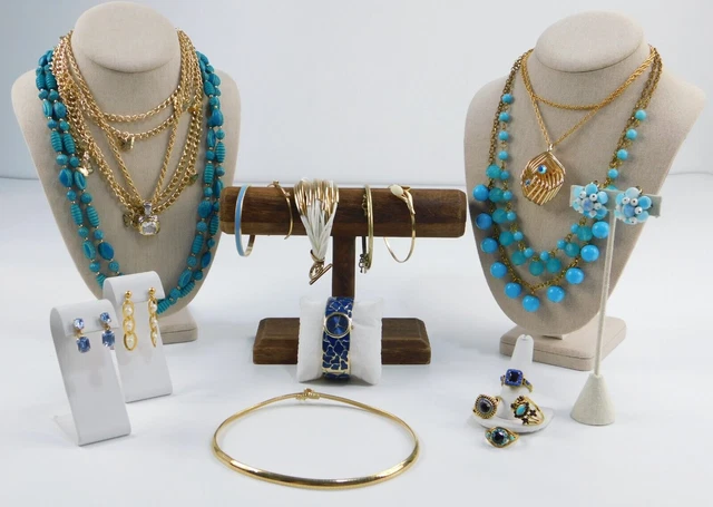 Vtg 19 Pc Lot Avon, Vivani: Necklace Bracelet Ring Earring & Watch Faux Pearl