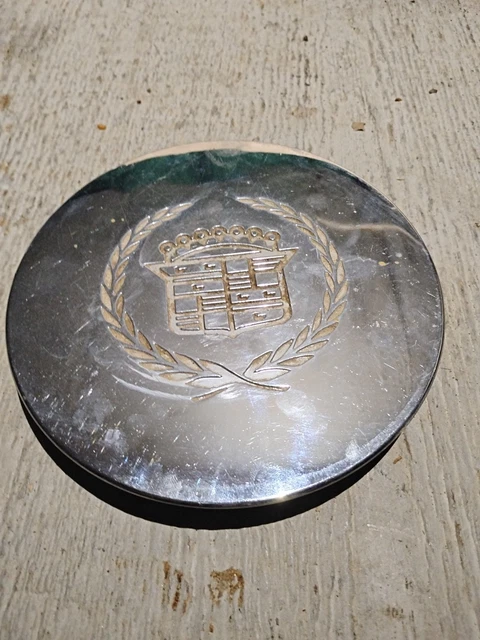 Used Cadillac Wheel Center Cap – Silver 3544650 For Eldorado, Deville, Seville Models