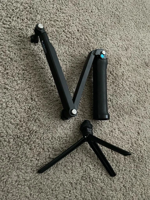 GoPro Genuine 3-Way Grip Arm Tripod MOUNT New AFAEM-001 EXTENSION Pole