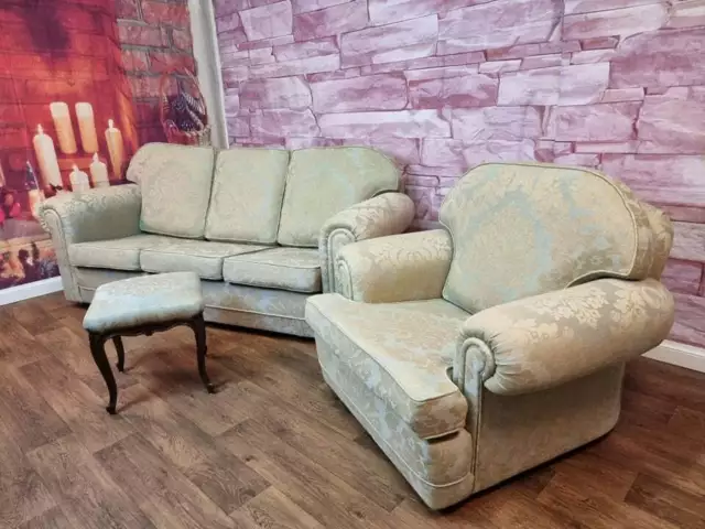 Duresta Waldorf 3 Piece Suite (Grand Sofa, Armchair & Footstool)