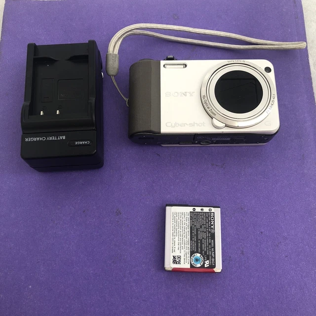 NICE Sony Cyber-Shot DSC-HX7V 16.2MP Digital Camera HD