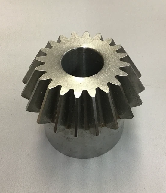 BOSTON GEAR PA528Y-P, 12426 Finished Bore Steel Bevel Gear (b357)