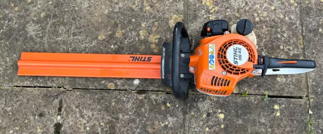 STIHL HS 45 PETROL HEDGE TRIMMER 45cm / 18”