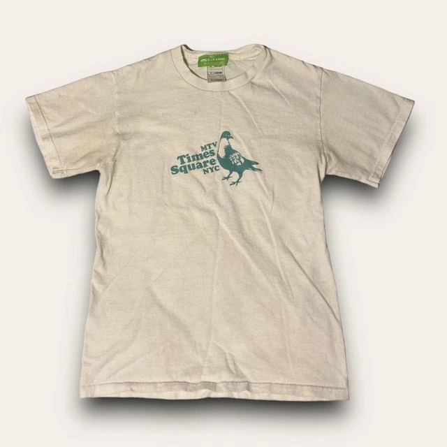 Y2K MTV SOFT Goods Graphic Tshirt Times Square NYC 2003 New York City