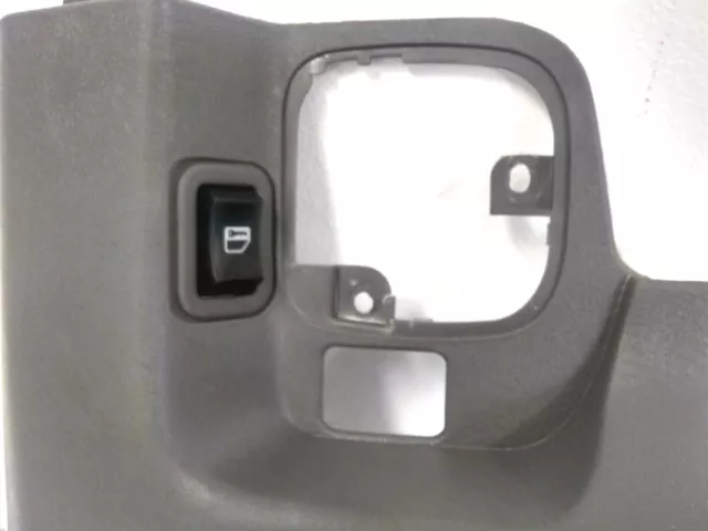 2008-14 GM Express Savana Driver Door Panel Switch Plate   20944906 2