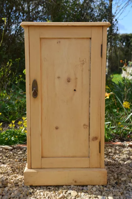 An English Pale Pine Old Antique / Victorian  / Rustic Pot Cupboard / Cabinet