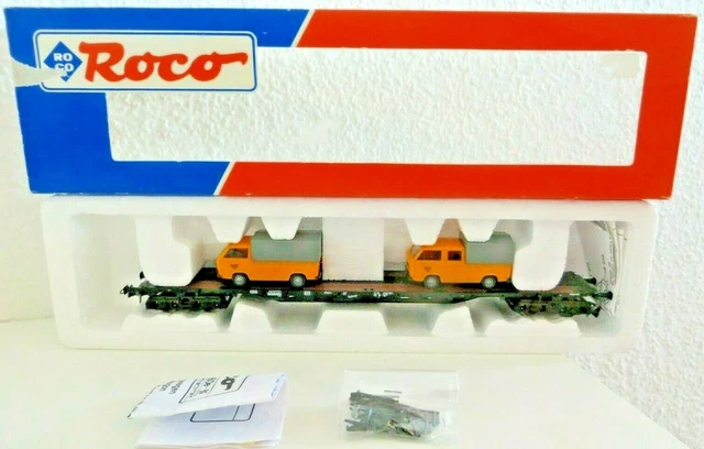 1:87 HO Roco 47681 Schwerlastwagen Rs der SNCF beladen 4 X VBL Militärfahrzeuge