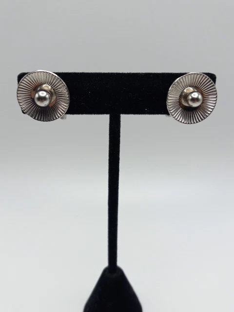 Vintage VAN DELL Sterling Silver Round Screw Back Earrings
