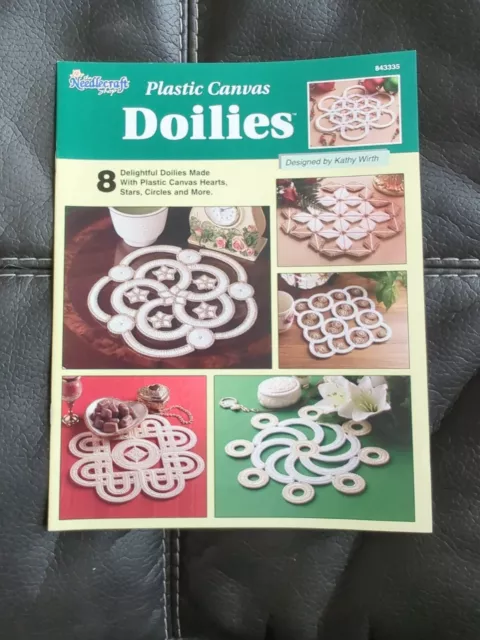 Needlecraft Shop 2002 lona de plástico Doilies 843335 libro de patrones 8 diseños 11542