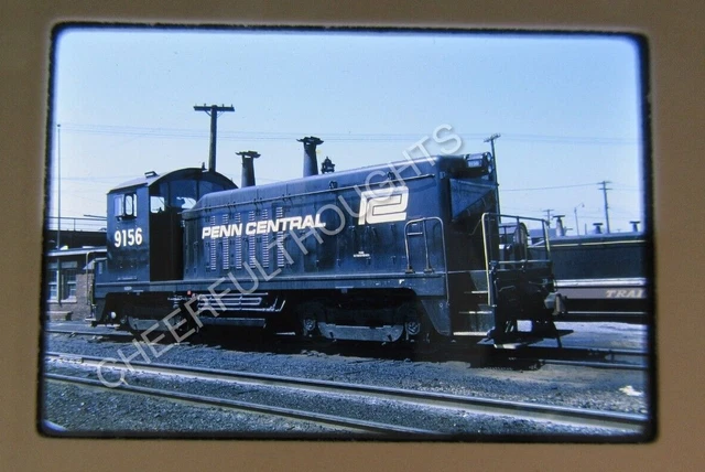 Original '69 Kodachrome Slide PC Penn Central 9156 NW2       34H59