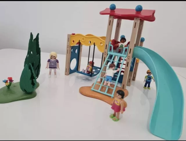 Aire de jeux avec toboggan géant - Playmobil 1-2-3 — La Ribouldingue