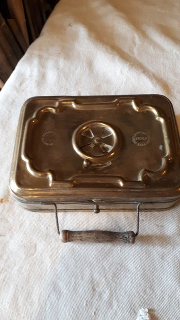 Ancienne chaufferette en laiton / Girodon & Cie, Villeurbanne - Lyon / STOKER, Breveté en France et à l'étranger / Objet de déco collection - France