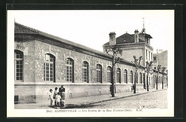 CPA Alfortville, Les Escoles de la Rue Etienne Dolet