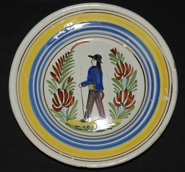 M} Faïence de QUIMPER - HB - Fin 19è / Belle assiette ancienne, breton (n°10)