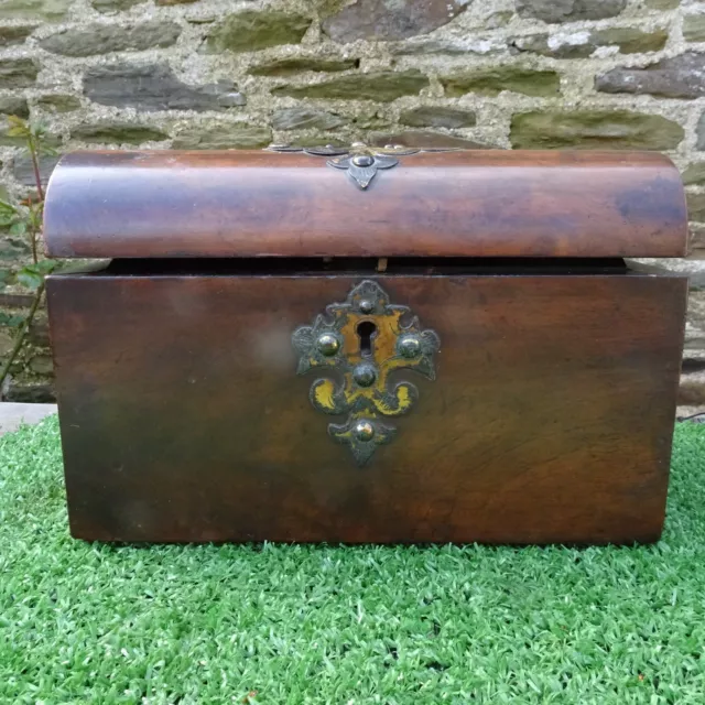 SUPERB MID 19thC WOODEN BURR WALNUT TWIN TEA CADDY, BRASS MOUNTING c1850s