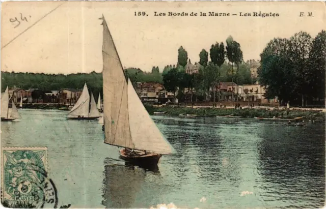 CPA Les Bords de la Marne Les Regates (600051)