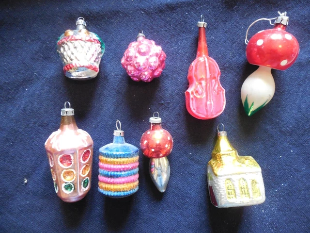 LOT DE 8 ANCIENNES BOULES DE NOEL EN VERRE en forme de champignon