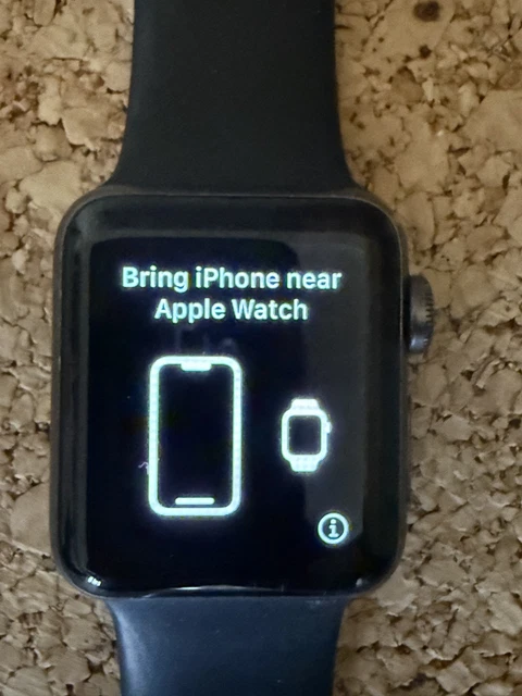 APPLE WATCH SERIES 38mm Space Grey Aluminium Black Sport Band