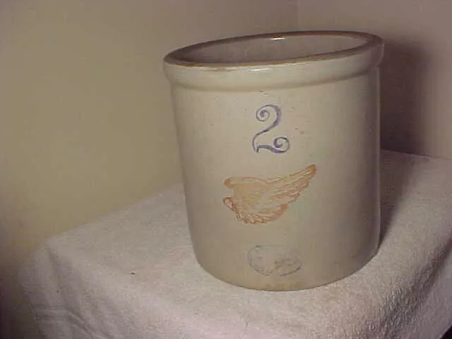 Red Wing 2 gallon crock