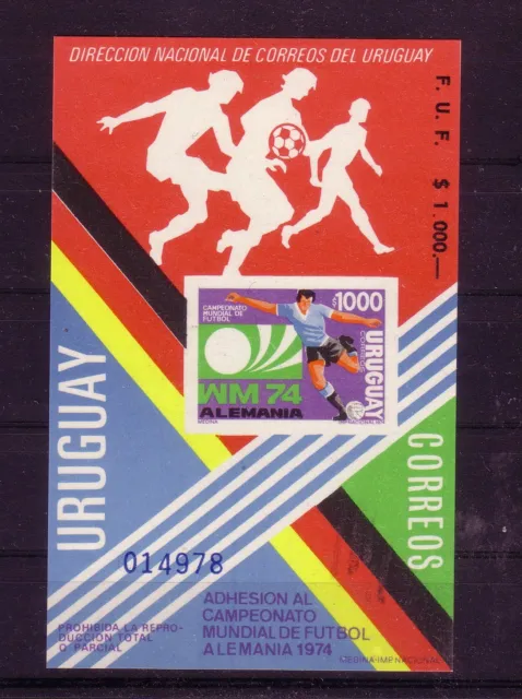 Uruguay Michelnummer  1304 als Block postfrisch  (Fußball-WM 1974:14317)