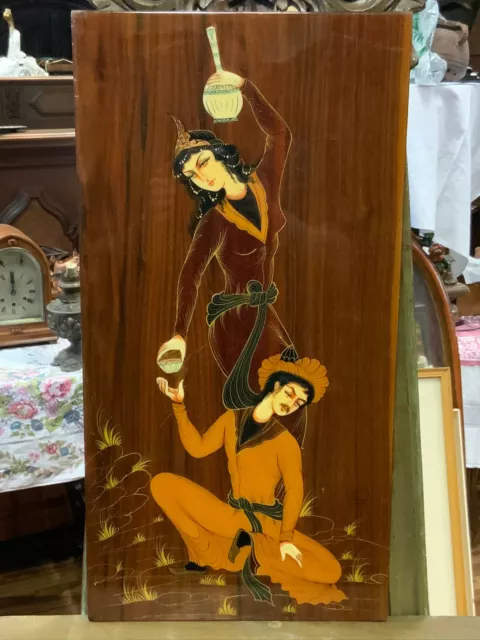 ORIENTALISCHES HOLZ WANDPANEEL MIT RELIEFIERTEN FIGUREN ABMESSUNGEN 33x65cm