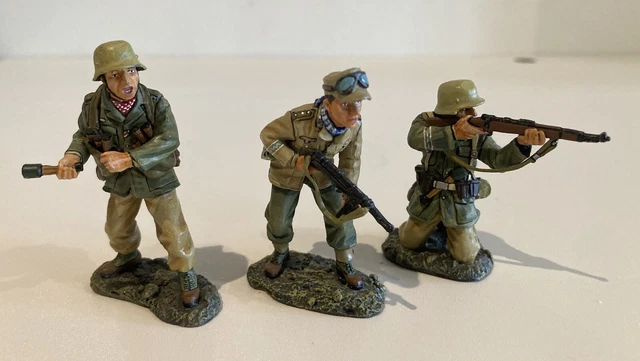 King & Country - Afrika Korps AK153 - Officiers D'état-major (Set De 2) - 54mm
