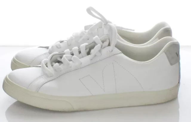19-21 $195 Women's Sz 8 M Veja V-10 Leather Low-Top Sneakers In White