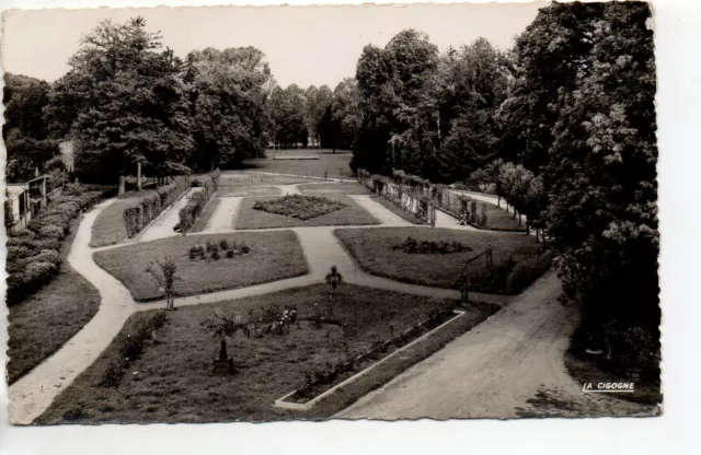 BACCARAT - Meurthe et Moselle - CPA 54 - the municipal park - the rose garden