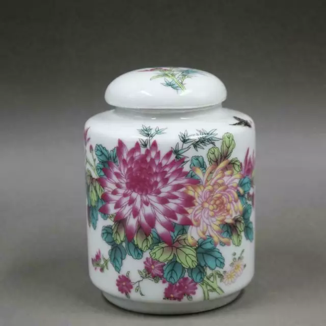 Chinese Famille Rose Porcelain Chrysanthemum Design Tea Caddy Pot Jar