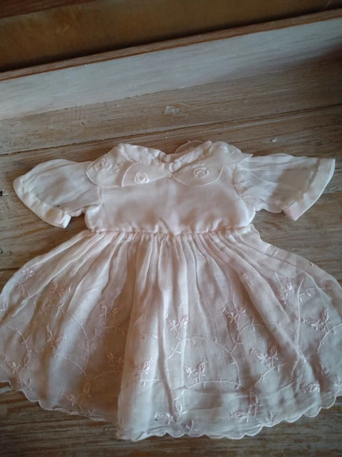 REPRODUCTION D'UN MODÈLE De Robe Pour Poupée Ancienne Grande Et Fine. EUR 30,00 - FR