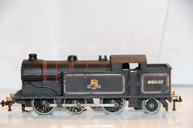Hornby Dublo OO Gauge 3-rail BR Black 0-6-2  Early Emblem tank loco. 69567