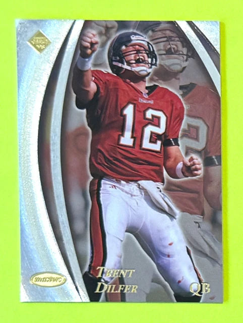 Ornement Mascotte Officiel Tampa Bay Buccaneers - Statue Décorative - 6.5x3.5x8.9 Cm