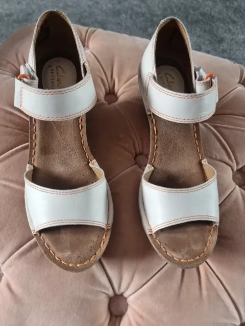 CLARKS ARTISAN ORIENT Sea White Leather Orange Stitching Wedge Sandals Uk 4 12.99 PicClick UK