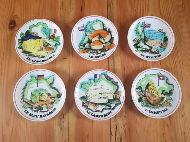 6 assiettes à fromages en porcelaine signé Gien "Les fromages de France"