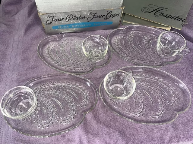 CUTE SET of 4 TEA-TIME LEAF DESIGN Federal Glass Snack Plates/Cups Original Bx