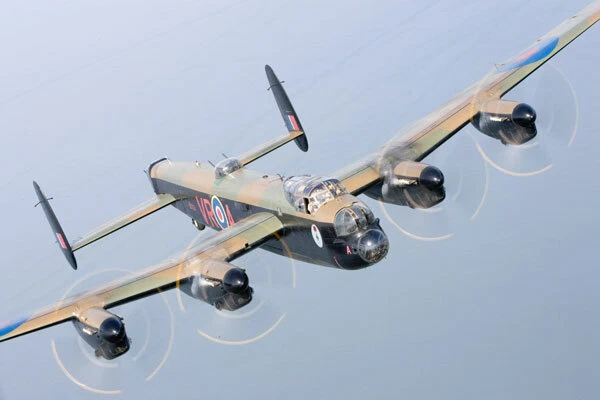 Avro Lancaster I Bombardiere Pesante Immagini E Fotografie Stock Ad Alta Risoluzione - Foto 9