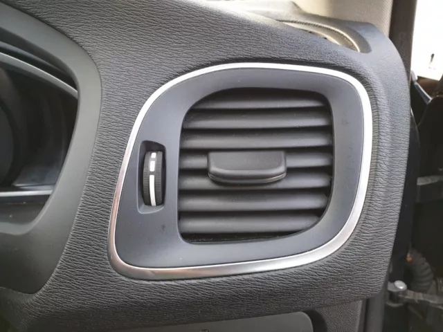 Volvo V40 2012 - 2019 OS Driver Side Air Vent