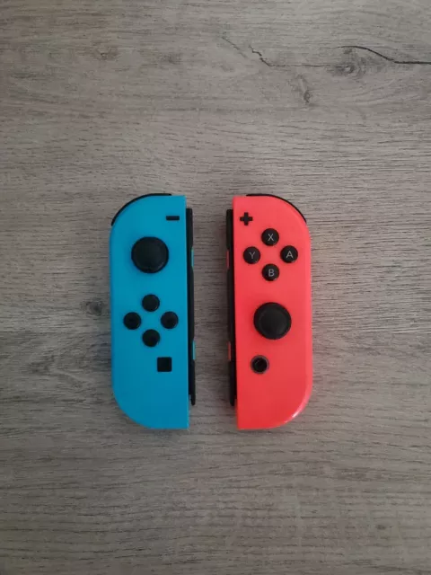 Manettes de Jeu Joy-Con OFFICIELLES pour Nintendo Switch - Néon Rouge/Bleu