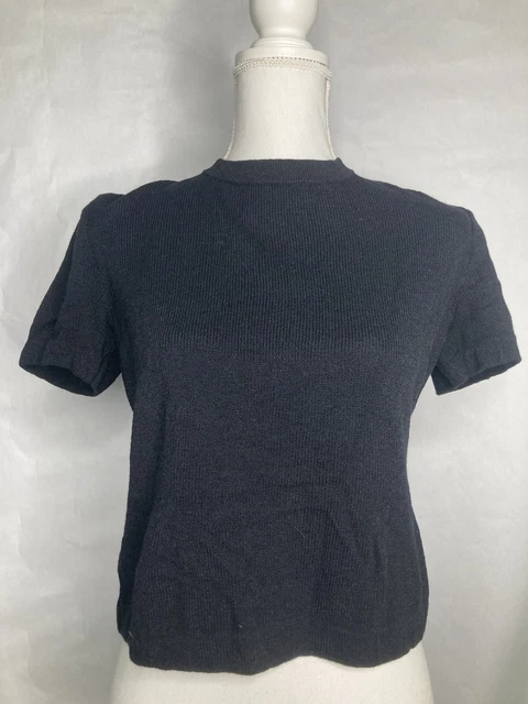 St. John Basics Short Sleeve Black Knit Top Size P Santana Crew Neck Cropped St. John Basics Short Sleeve Black Knit Top Size P Santana Crew Neck Cropped
