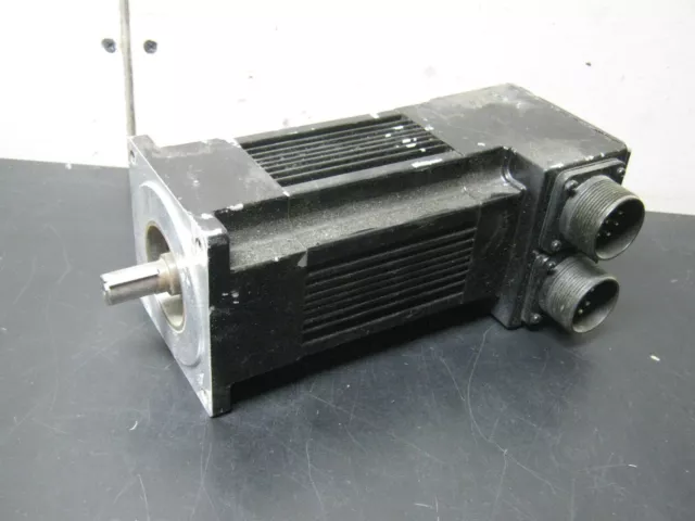 Pacific Scientific Brushless ServoMotor -- R33SSNC-SS-NS-NV-02 -- Servo Motor