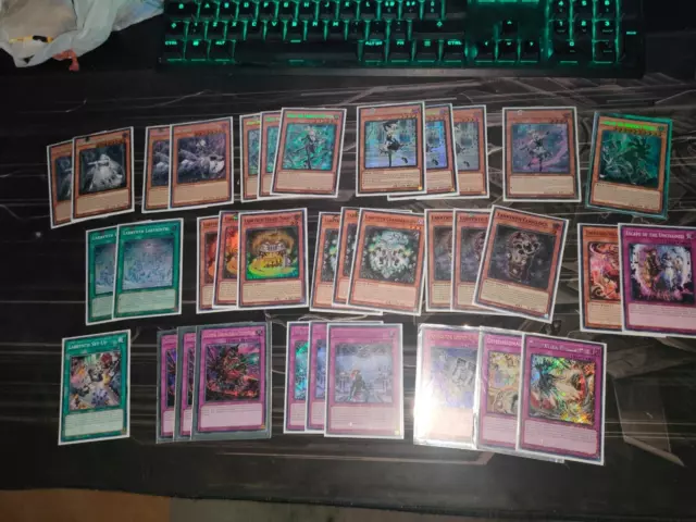 Labrynth deck  ENG/ITA , daruma karma and unchained core