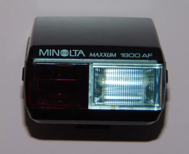 Minolta Maxxum 1800 AF Shoe Mount Electronic Strobe Flash Unit used but good!