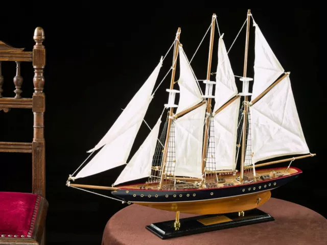 Maquette de bateau goélette à trois mâts Atlantic 71cm pas de kit 2