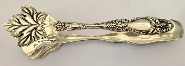Gorgeous International Sterling Silver Cloeta Grape Pattern Ice Or Serving Tongs