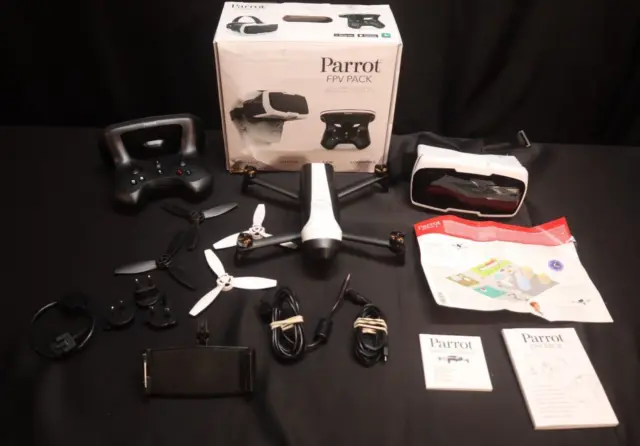 Parrot Bebop 2 Drone with FPV Pack **FOR PARTS OR REPAIR**