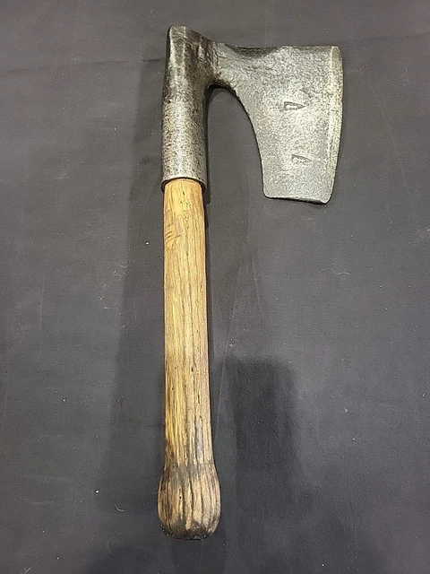 GOLDENBERG ANCIENNE HACHE ancien outil métier charpentier collection bûcheron EUR 20,00