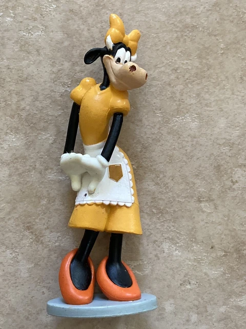 Clarabelle the Cow Disney Minnie's Happy Helpers Figure Figurine Cake Topper