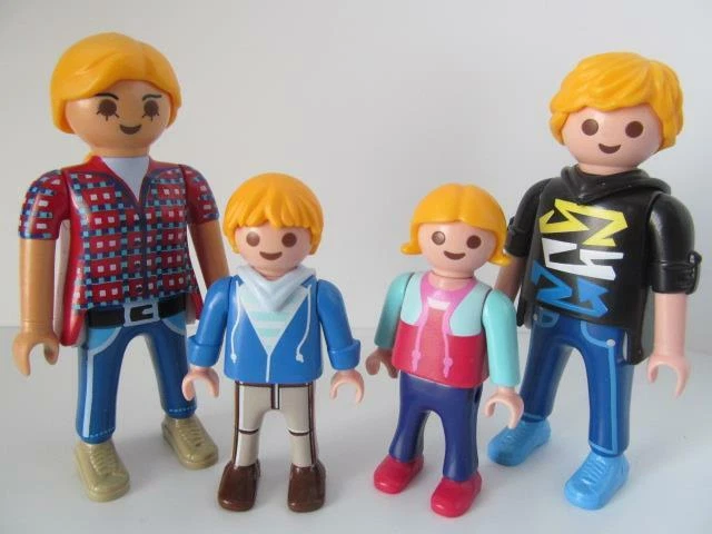 Playmobil blonde boy cheap
