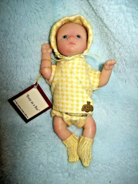 Ashton Drake/Dorothy Steven So Truly Real "Busy As A Bee"  W/ Hang Tag