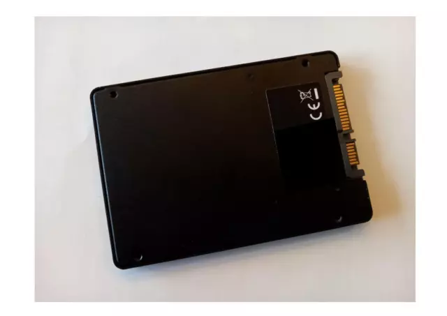 SSD Festplatte SATA für Dell Inspiron 13ZR